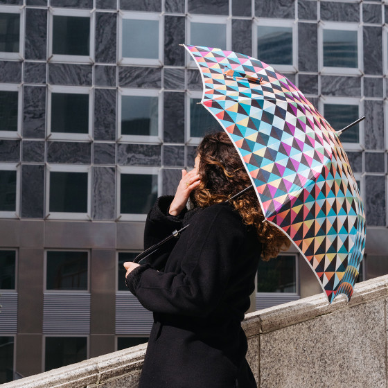 Parapluie femme canne PIXELS shooting