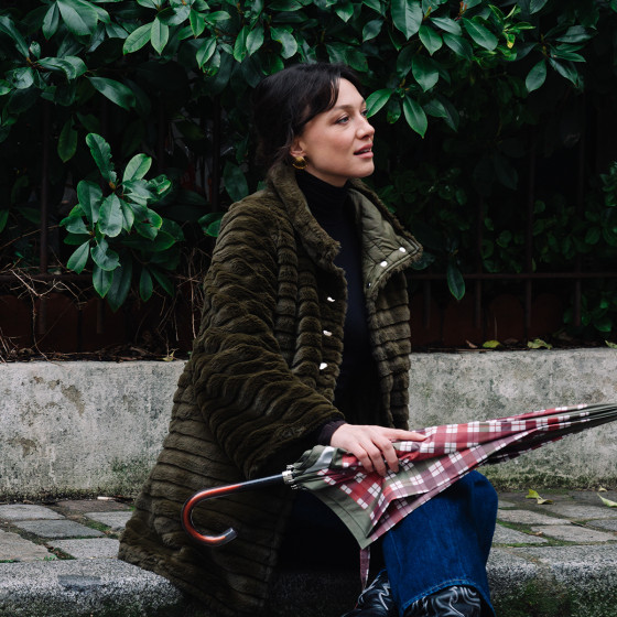 Parapluie femme canne CARREAUX CAMPAGNARDS shooting